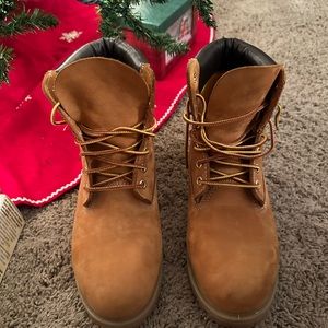 Mens Timberland Boots NEW size 11